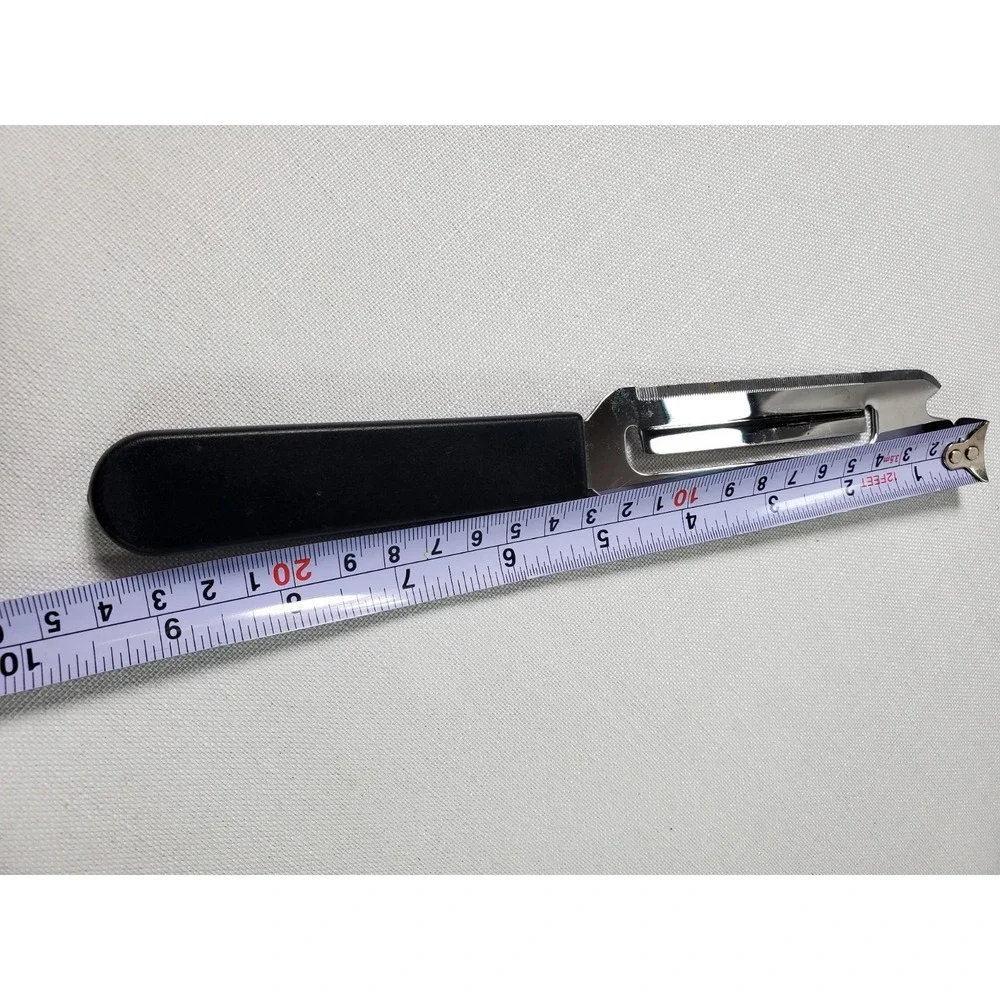 The Pampered Chef Cheese Knife # 1125 Slicer Spreader Stainless‎ W/Sheath